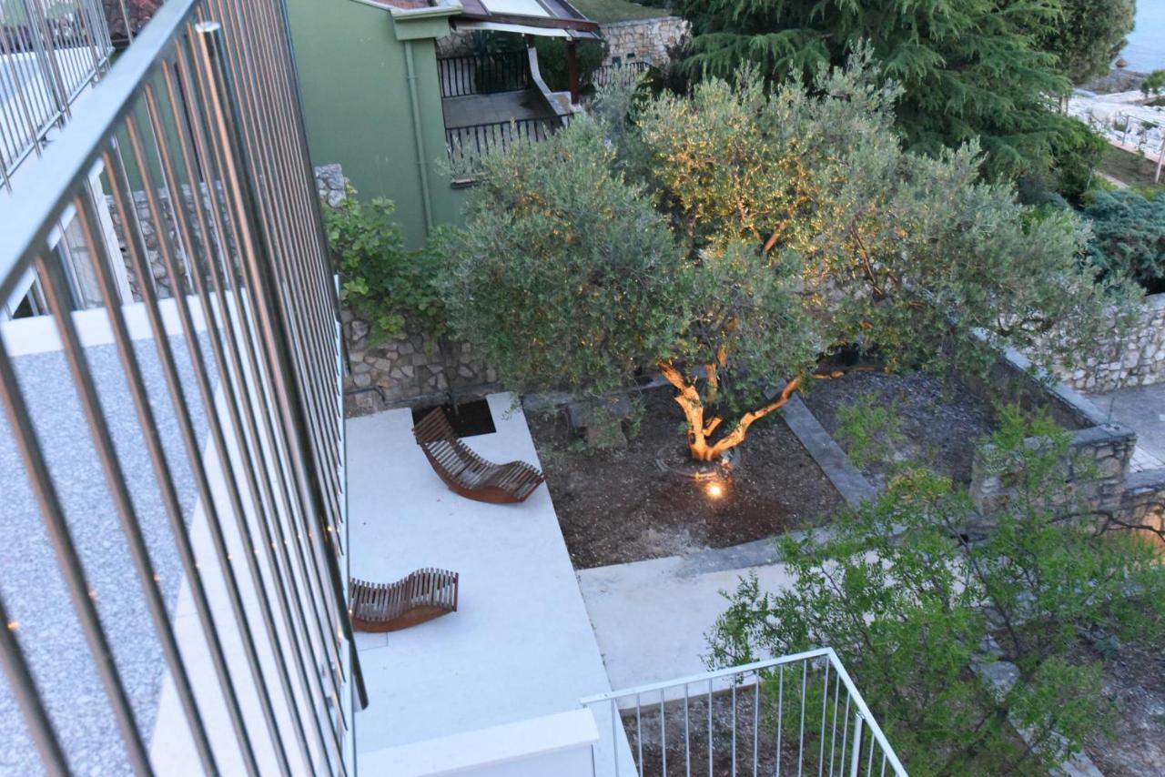 Buric House - M Suite - 95M2 And 54 M2 Terrace Ровин Екстериор снимка